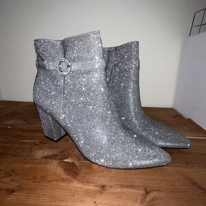 Lifestride Sparkle Pewter Microsuede Booties Size 10 Holiday Wedding NWOT